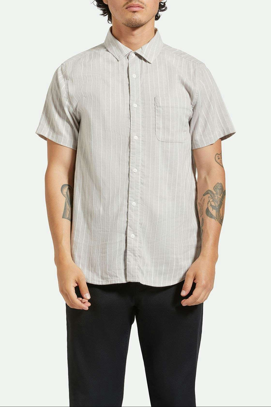 Men's Front Fit | Charter Stripe S/S Woven Shirt - Off White/Cinder Grey