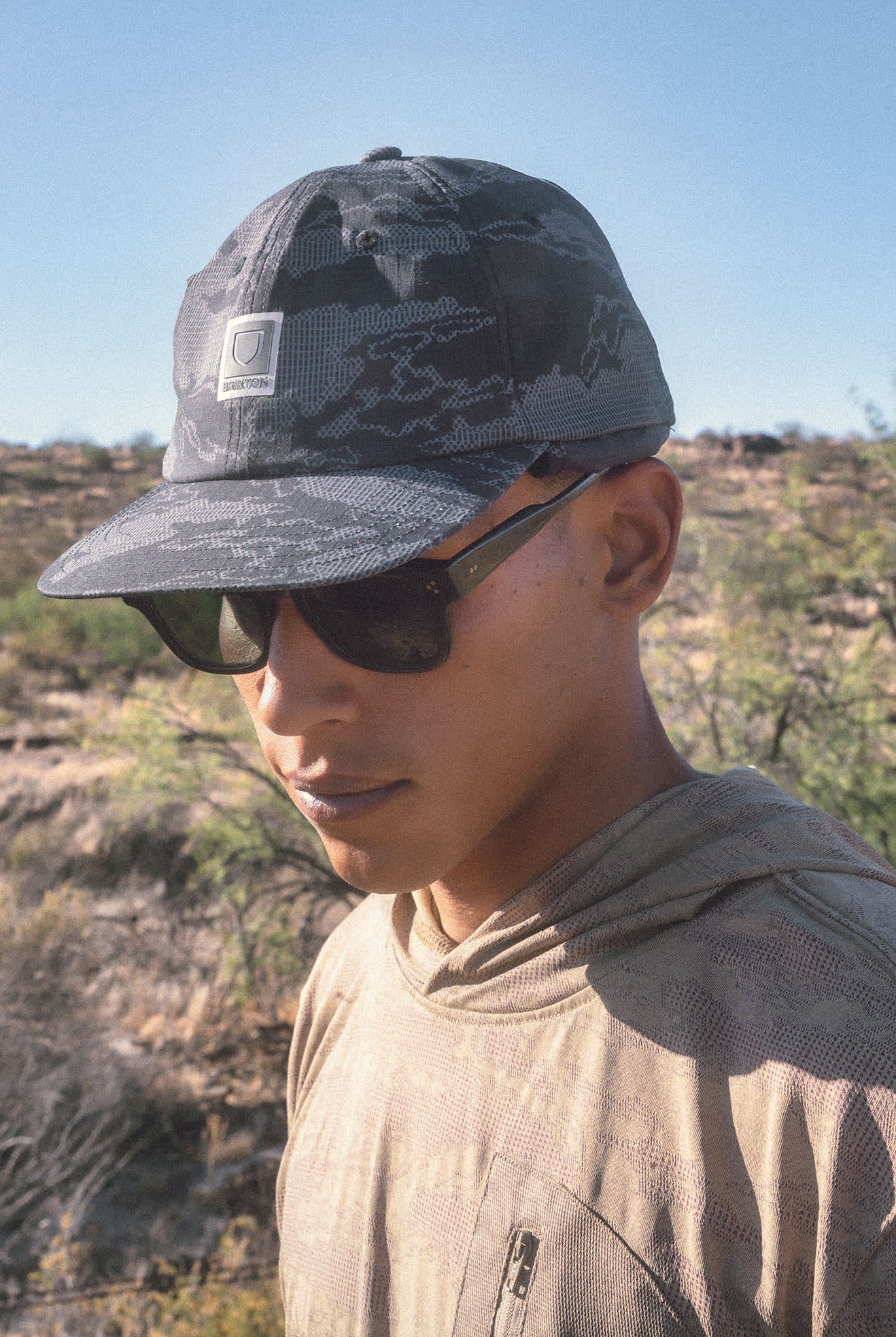 Unisex Journey Water Hat in the color Black - Men's Lifestyle 3.0