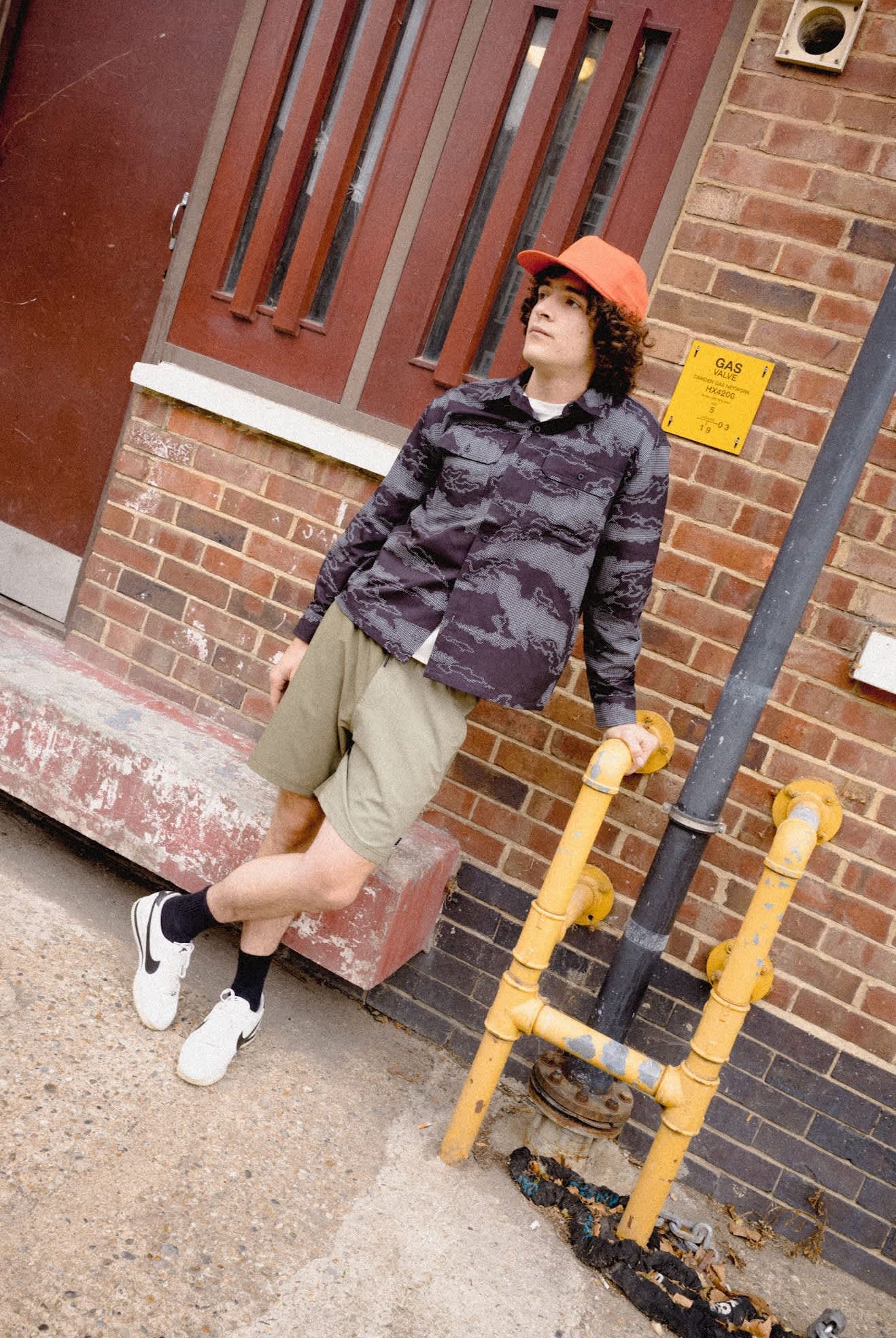 Men's Journey Lightweight Shirt in the color Black Camo - Men's Lifestyle 3.0