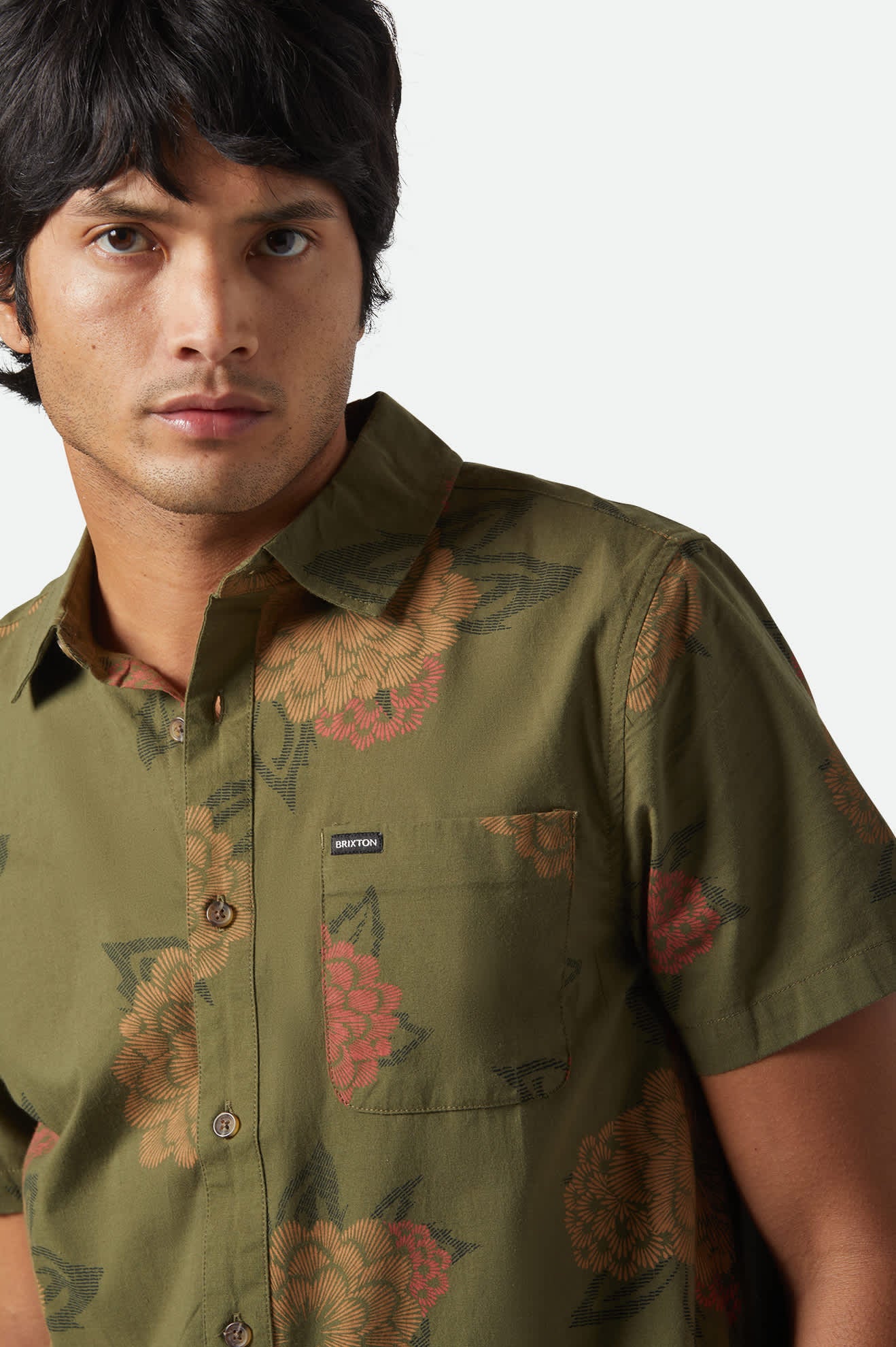 Men's Charter Print S/S Shirt in the color Ivy Green/Painterly Floral - Additional Fit image