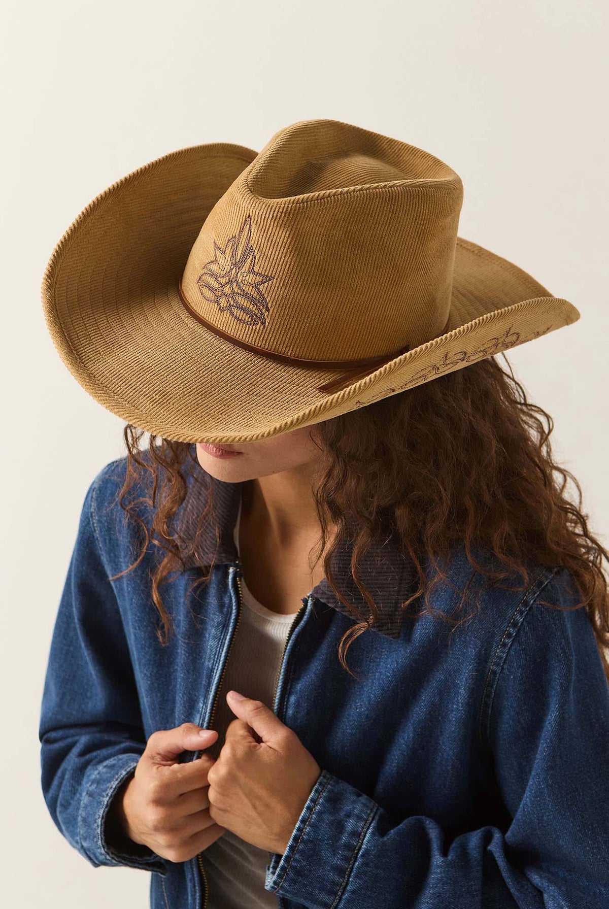 Unisex Colter Cowboy Hat in the color Khaki - Additional Fit image