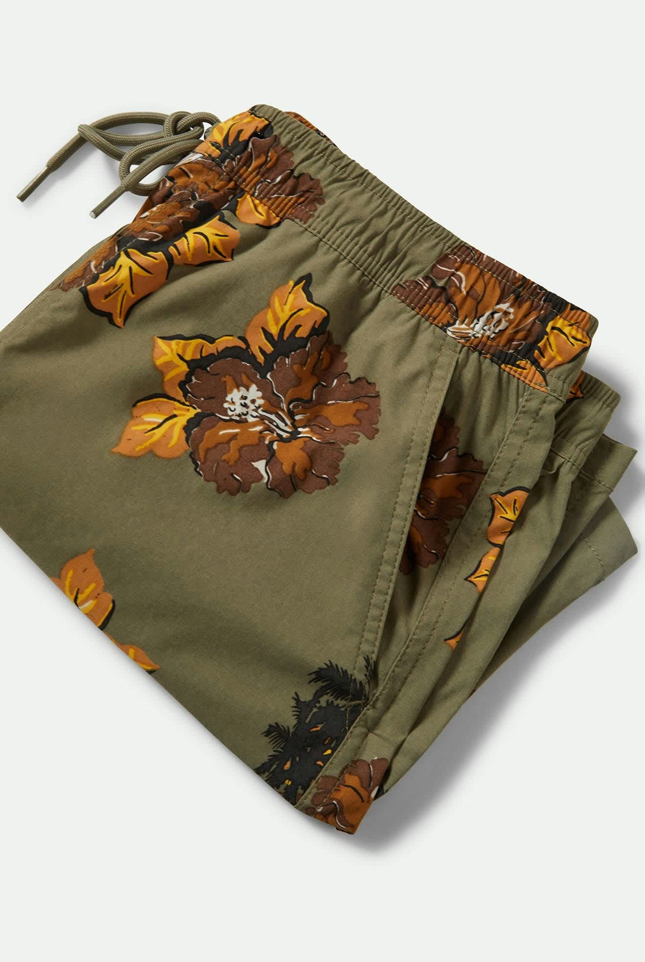 Men's Everyday Stretch Hybrid Short 7" in the color Olive Surplus Floral - Additional Laydown image