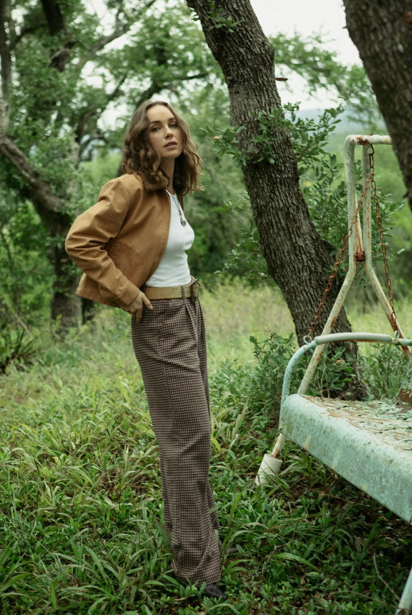 Women's Ludlow Trouser Pant in the color Pinecone Brown Houndstooth - Additional Fit image