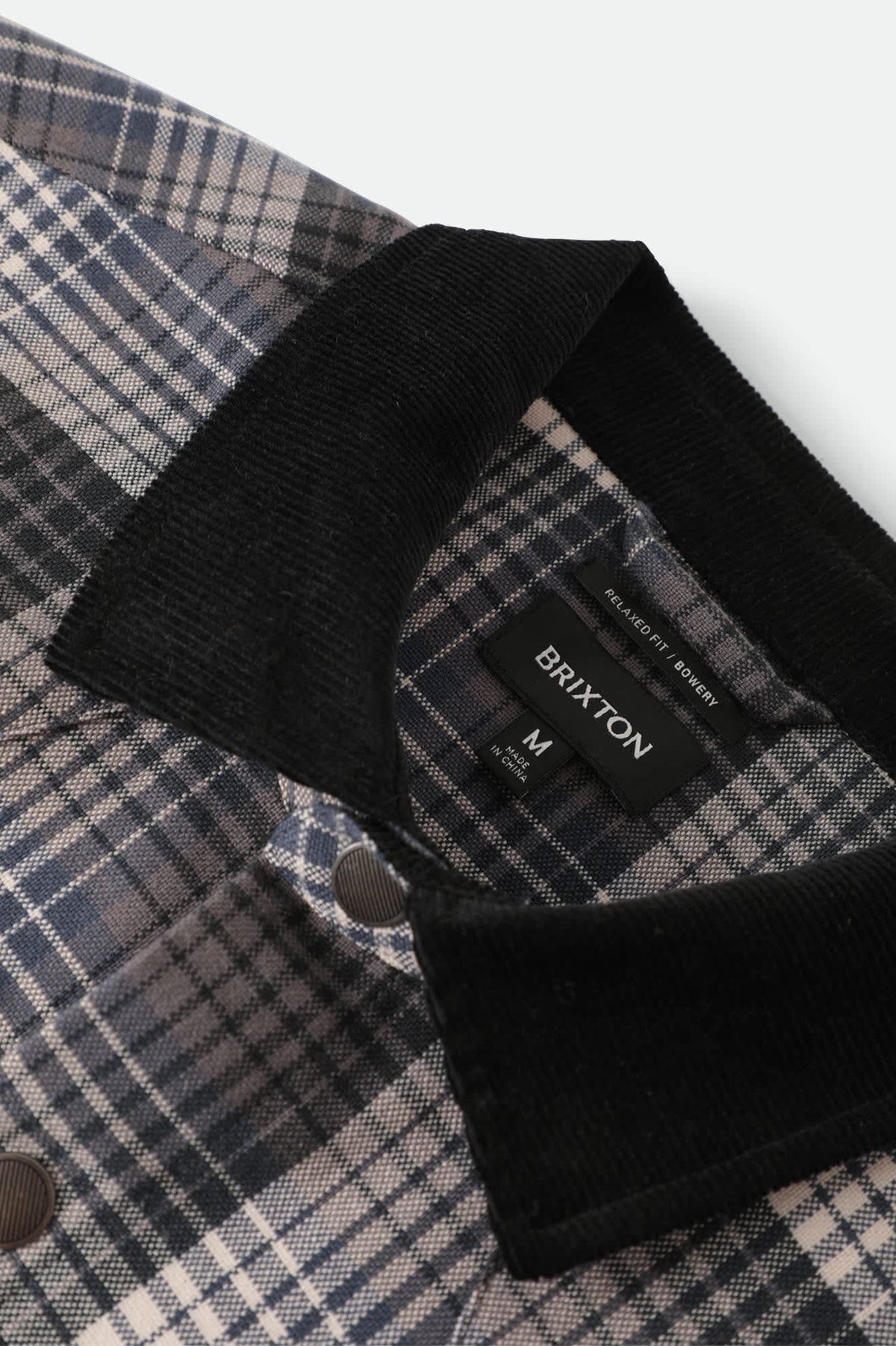 Men's Bowery Builders Ranch Performance Flannel in the color Black/Navy - Additional Laydown image