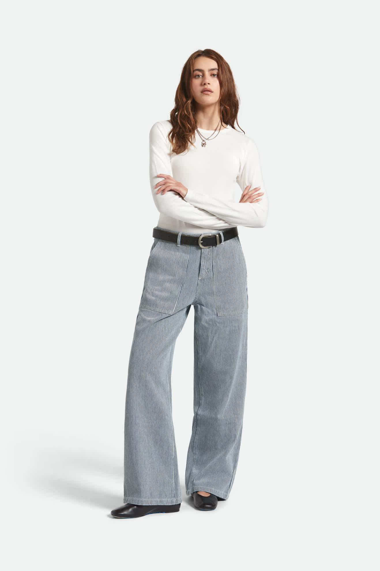 Women's Jane Ulitily Wide Leg Pant in the color Off White/Mood Indigo - Additional Fit image