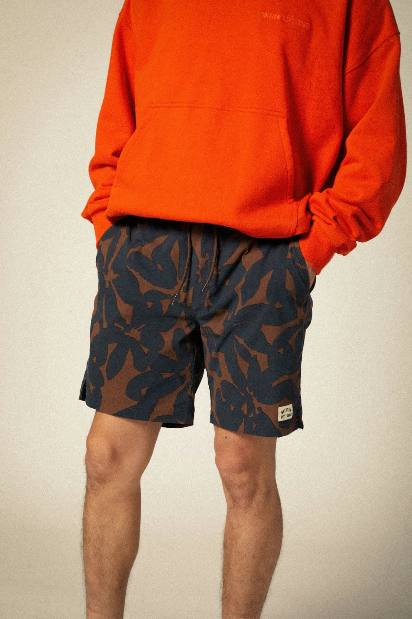 Men's Everyday Stretch Hybrid Short 5.5" in the color Pinecone Brown Floral - Men's Side View