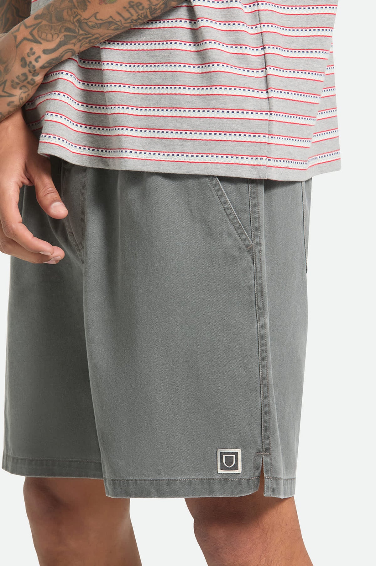 Men's Everyday Vintage Wash Short in the color Vintage Black - Additional Fit image