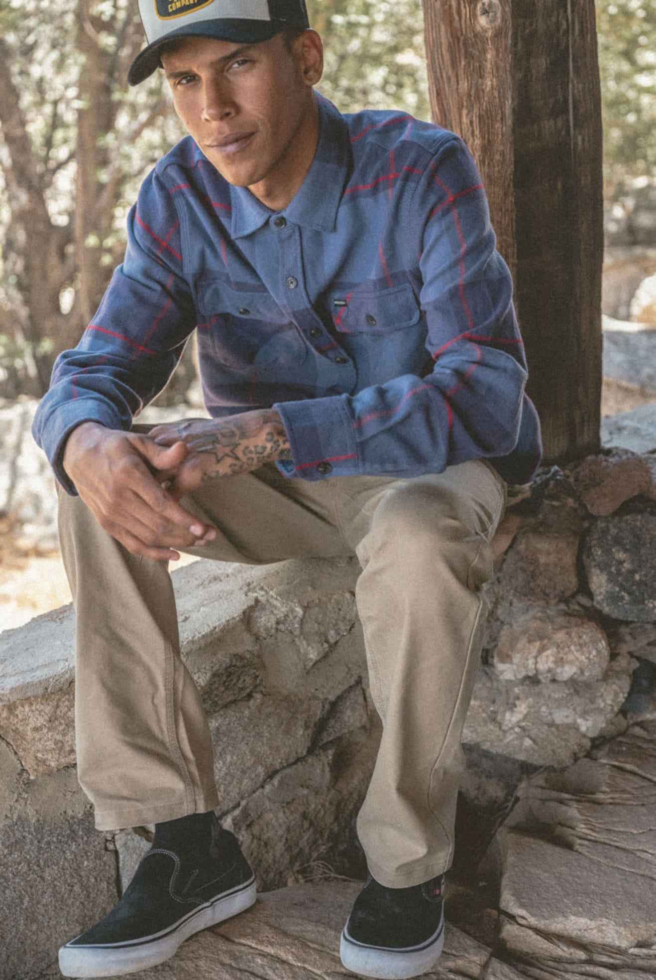 Men's Bowery Flannel in the color Bering Sea/Mood Indigo/Adrenaline Rush - Men's Lifestyle 3.0