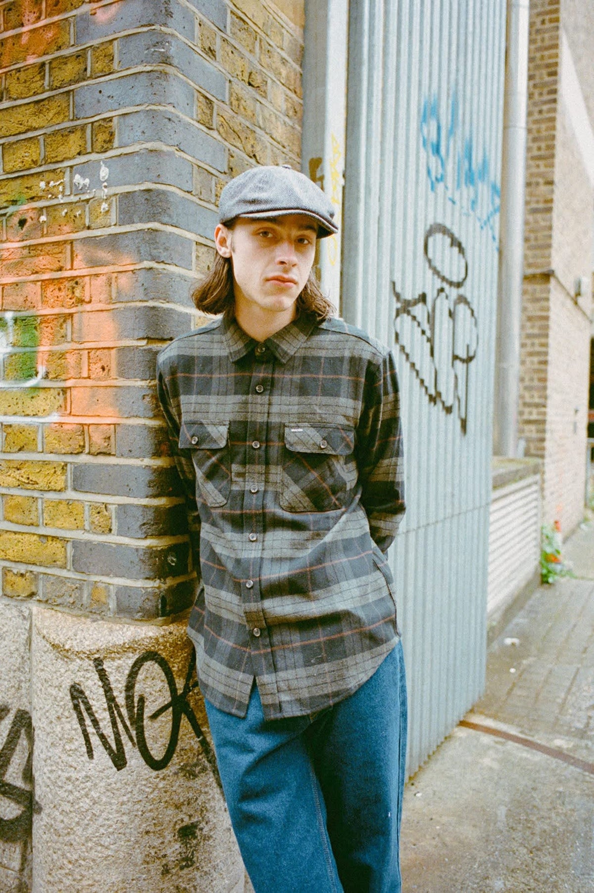 Men's Bowery Flannel in the color Black/Charcoal - Men's Lifestyle 3.0