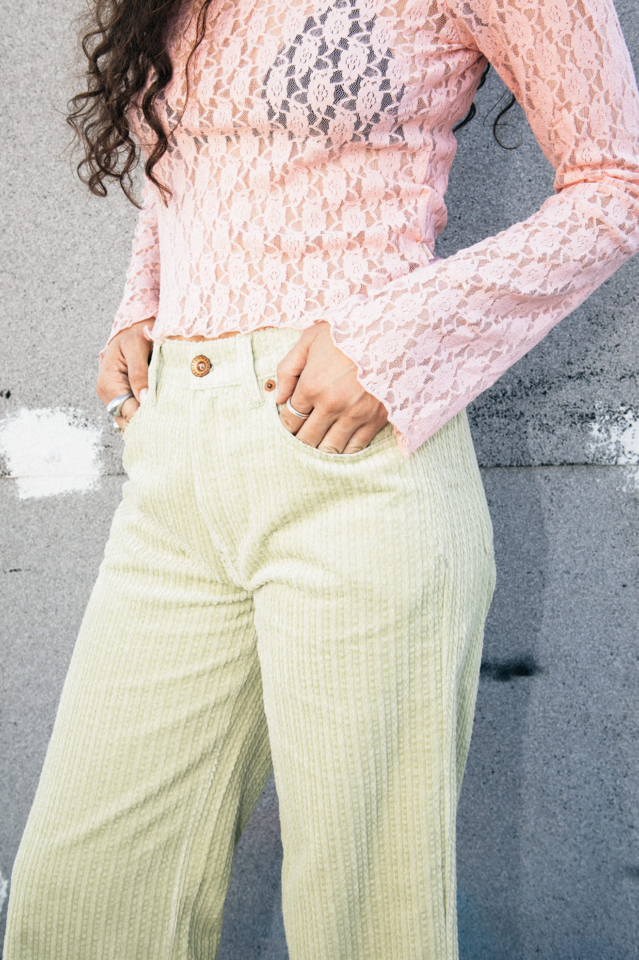 Women's Dolly Slim L/S Knit T-Shirt in the color Mellow Rose - Women's Lifestyle image