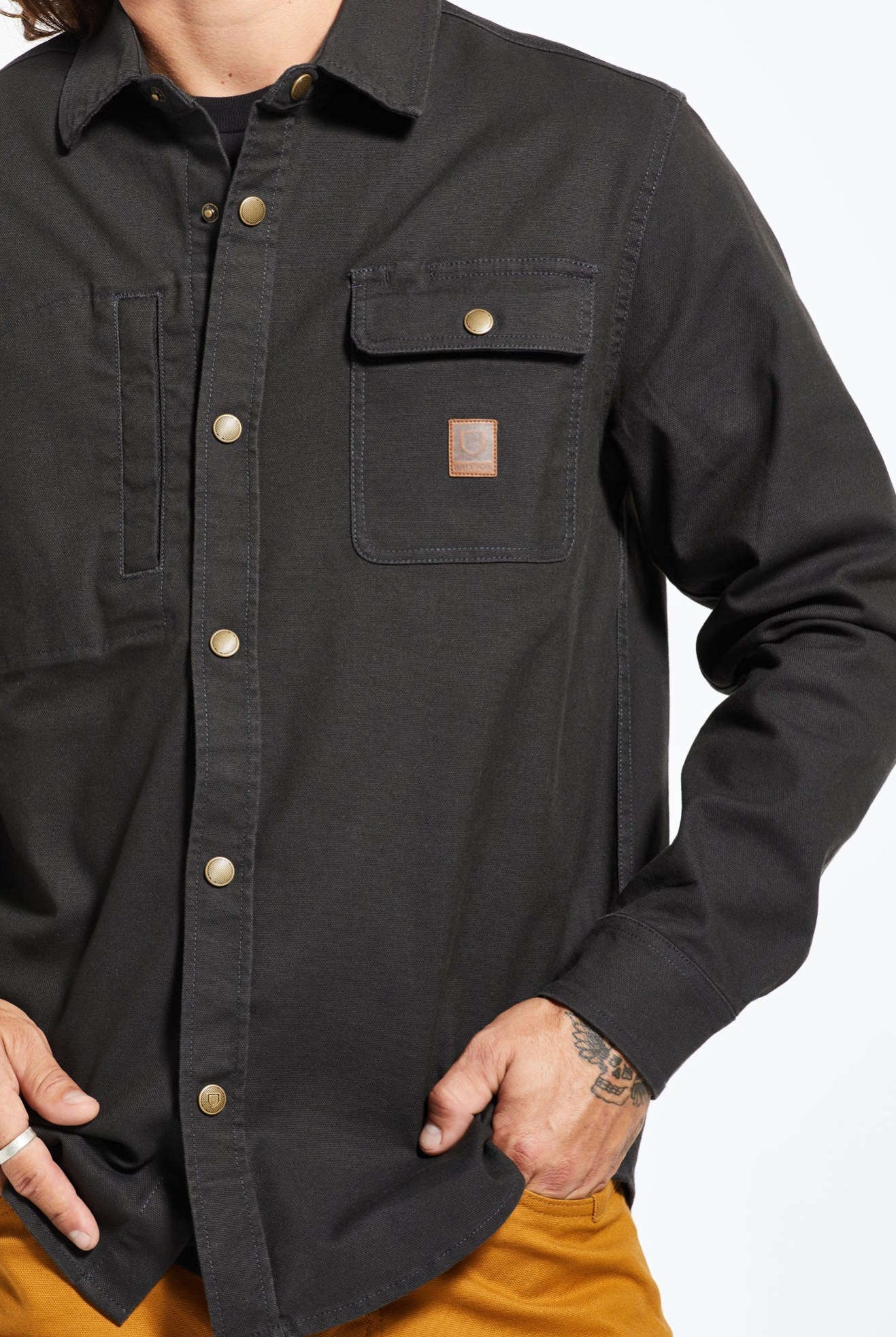 Men's Builders Stretch L/S Overshirt in the color Washed Black - Additional Fit image