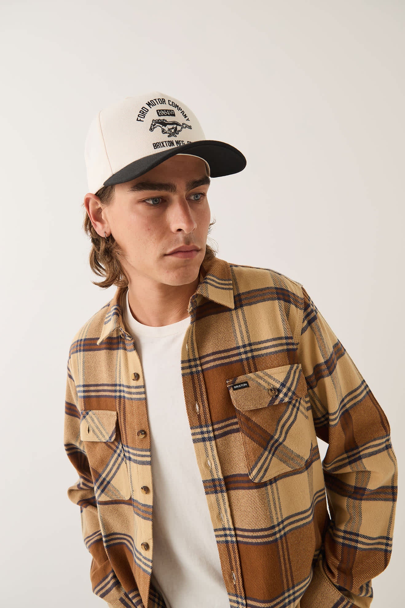 Men's Bowery Flannel in the color Sand/Bison - Additional Fit image