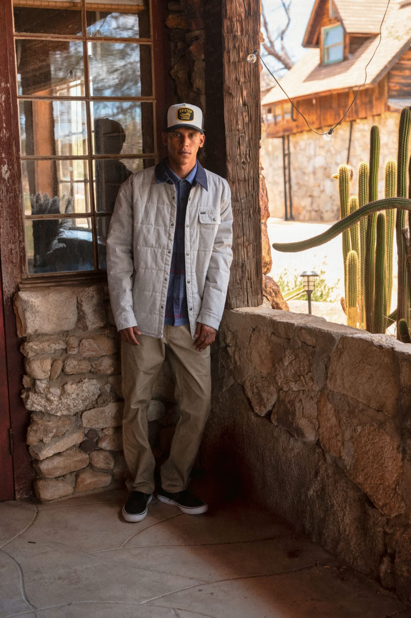 Men's Cass Jacket in the color Whitecap/Mood Indigo Hickory S - Men's Lifestyle 2.0