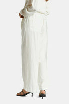 Women's Fit, Side View | Vintage Linen Blend Wide Leg Pant - Off White