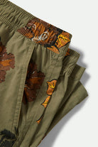 Men's Everyday Stretch Hybrid Short 7" in the color Olive Surplus Floral - Additional Laydown image