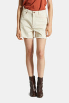 Women's Fit, Front View | Lomas Short - Natural