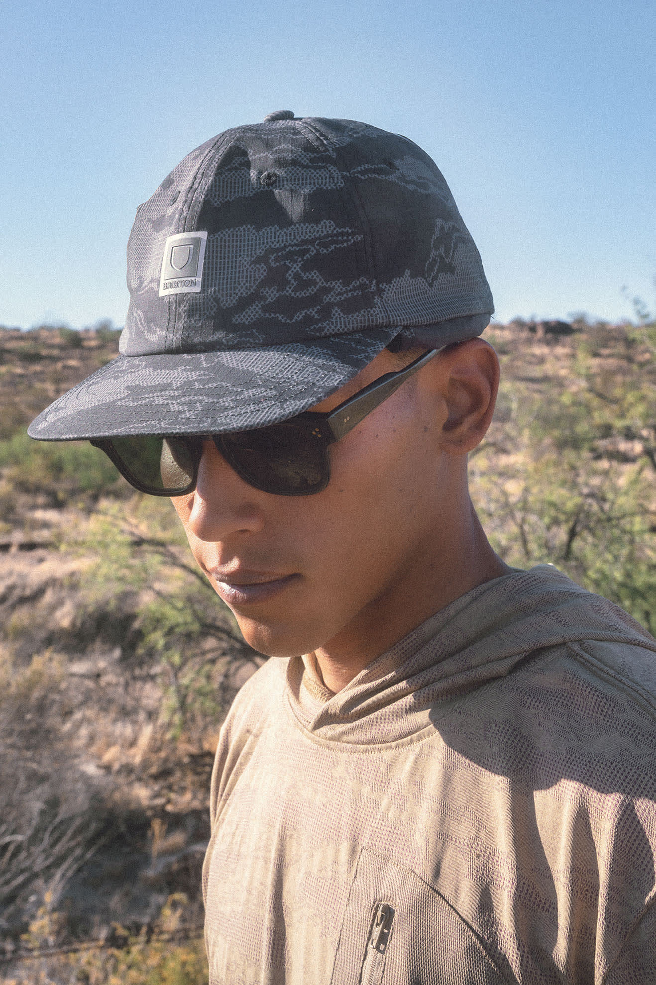 Unisex Journey Water Hat in the color Black - Men's Lifestyle 3.0