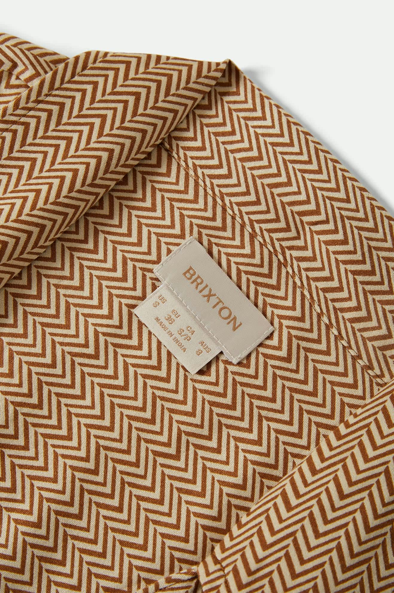 Women's Hudson Lounge S/S Shirt in the color Washed Copper/Whitecap - Additional Laydown image