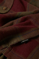 Men's Cru Linen Blend S/S Shirt in the color Olive Surplus/Port - Additional Laydown image