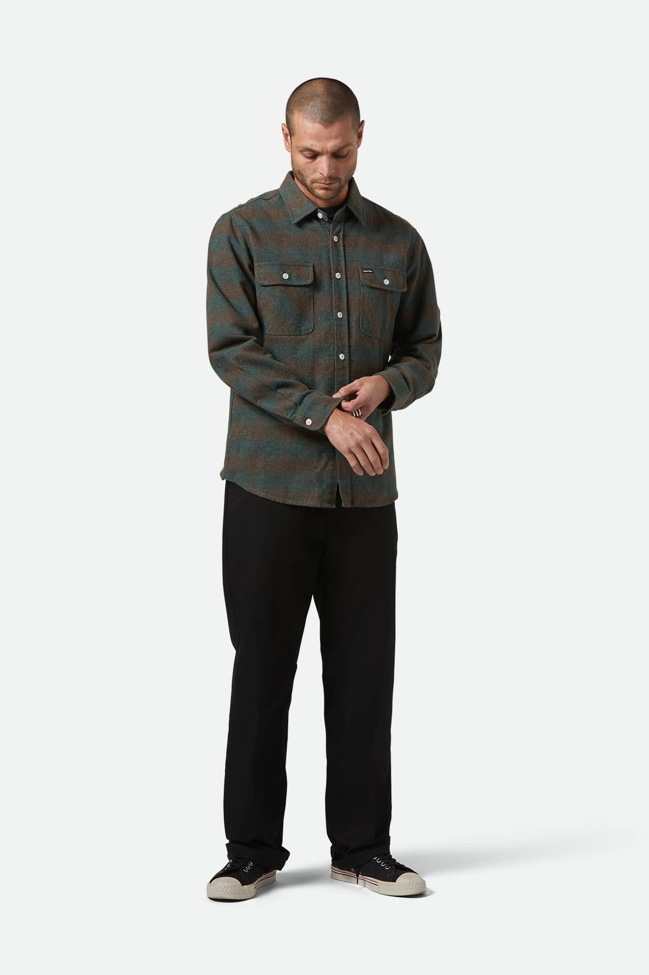 Men's Bowery L/S Flannel in the color Ocean - Additional Fit image