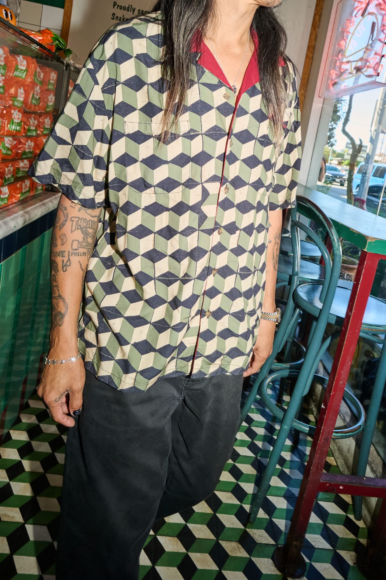 Men's Burger She Wrote Shirt in the color Black/Green Tile - Men's Lifestyle 3.0