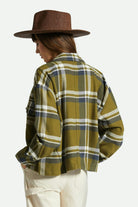Women's Fit, Back View | Bowery Women's Flannel - Sea Kelp/Washed Navy
