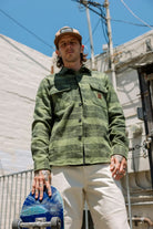 Men's Bowery Heavyweight L/S Flannel in the color Cypress Green/Black - Men's Lifestyle image