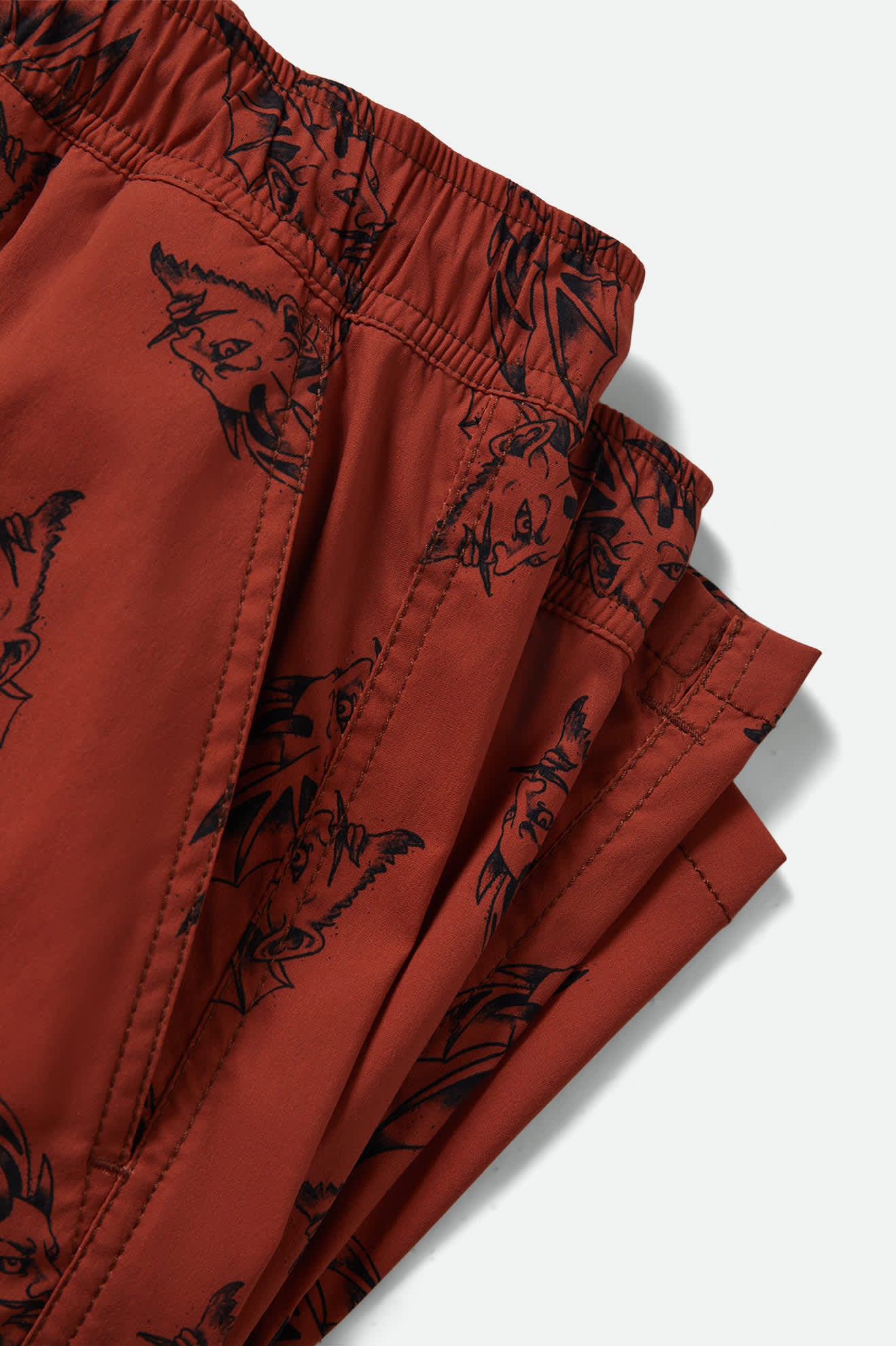 Men's Everyday Stretch Hybrid Short 7" in the color Amber Terrain - Additional Laydown image