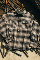 Men's Builders Bowery Stretch Water Resistant L/S Flannel in the color Black/Cinder Grey - Men's Lifestyle image