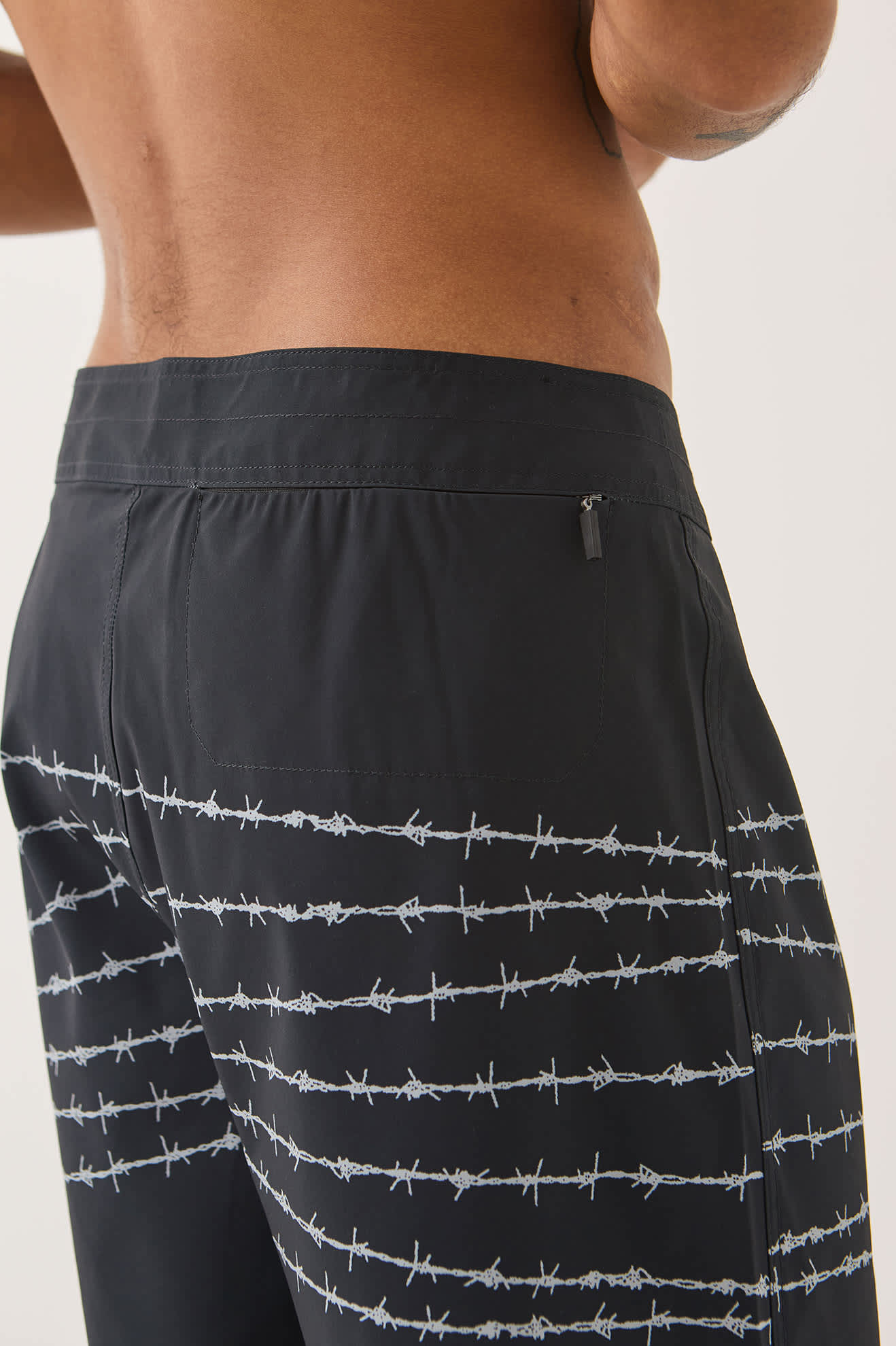 Men's Blitz Boardshort 19" in the color Black/Barb Wire - Additional Fit image