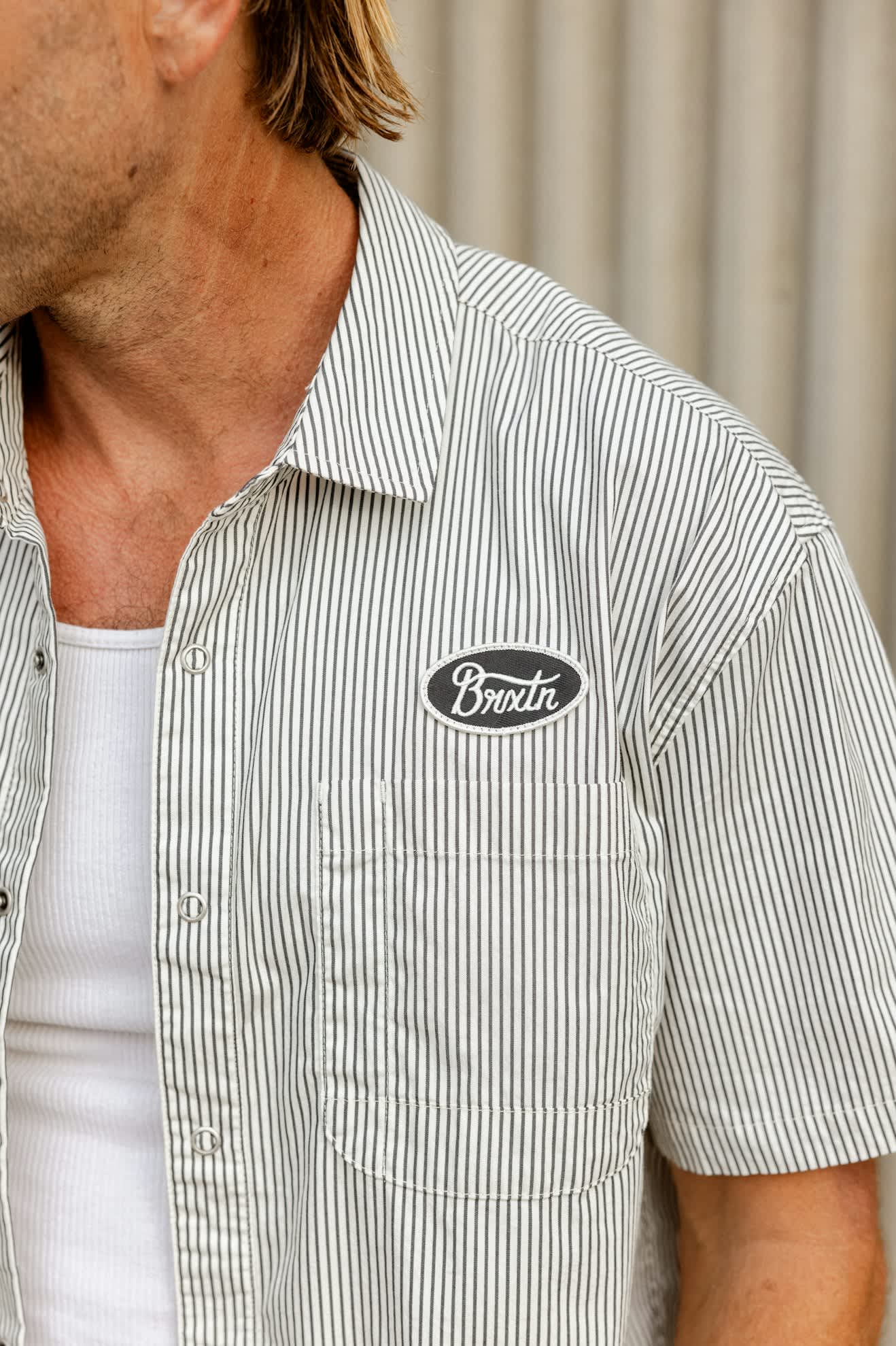 Men's Builders Auto S/S Shirt in the color Black/Off White Stripe - Men's Lifestyle image