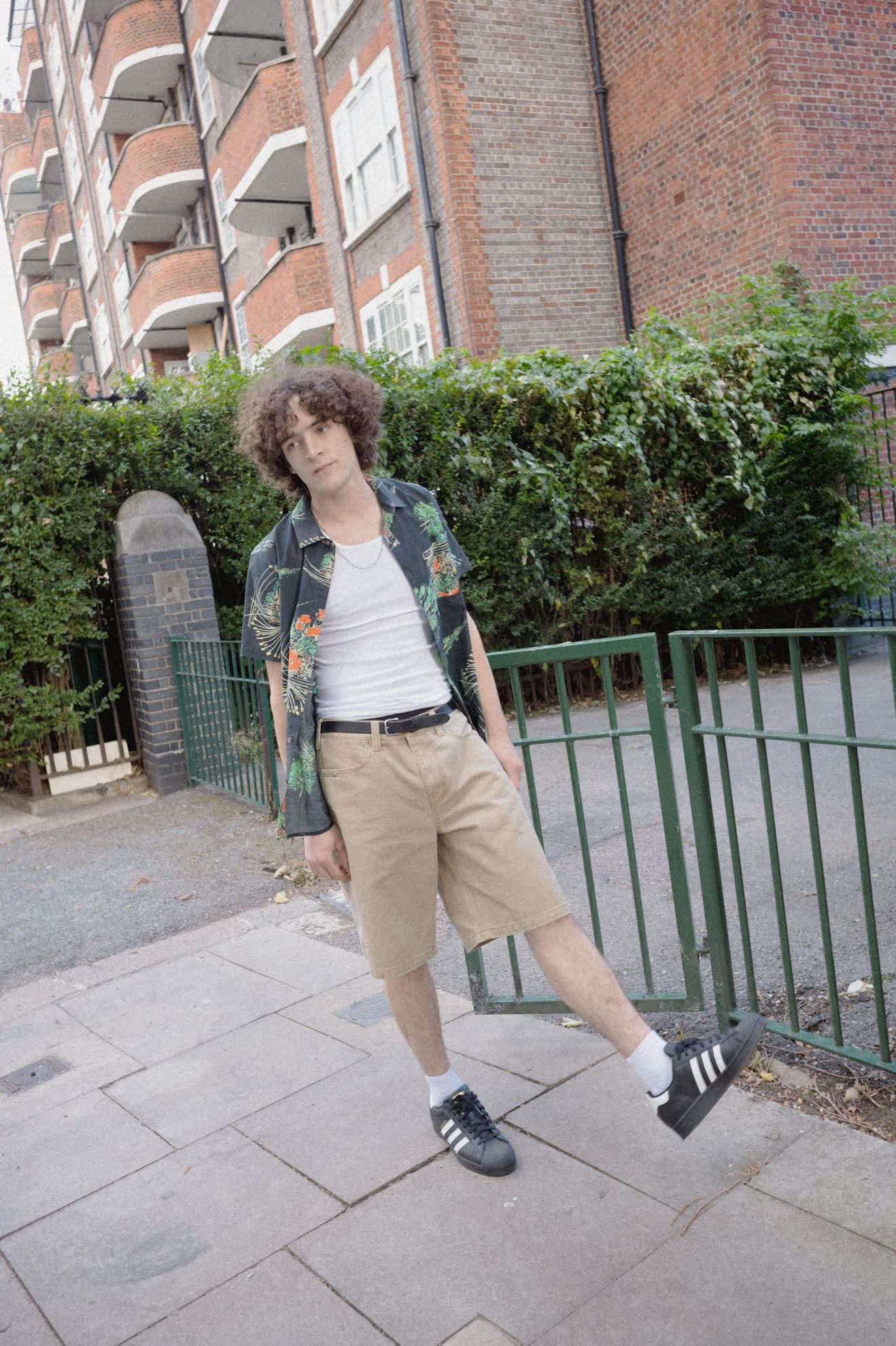 Men's Brixton Relaxed Short in the color Washed British Khaki - Men's Lifestyle 2.0