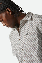 Men's Charter Print S/S Shirt in the color Off White/Paisley - Additional Fit View