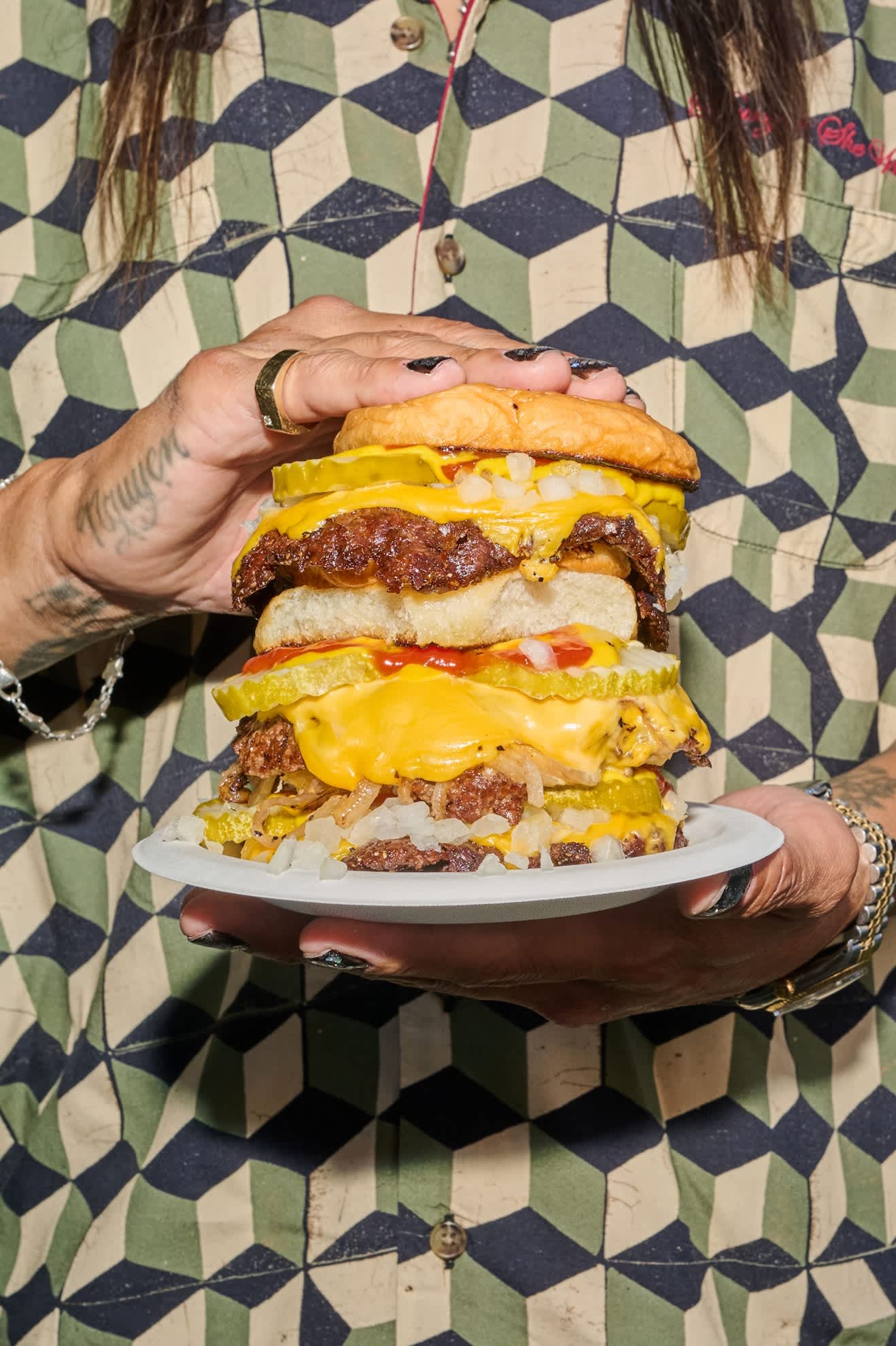 Men's Burger She Wrote Shirt in the color Black/Green Tile - Men's Lifestyle 4.0