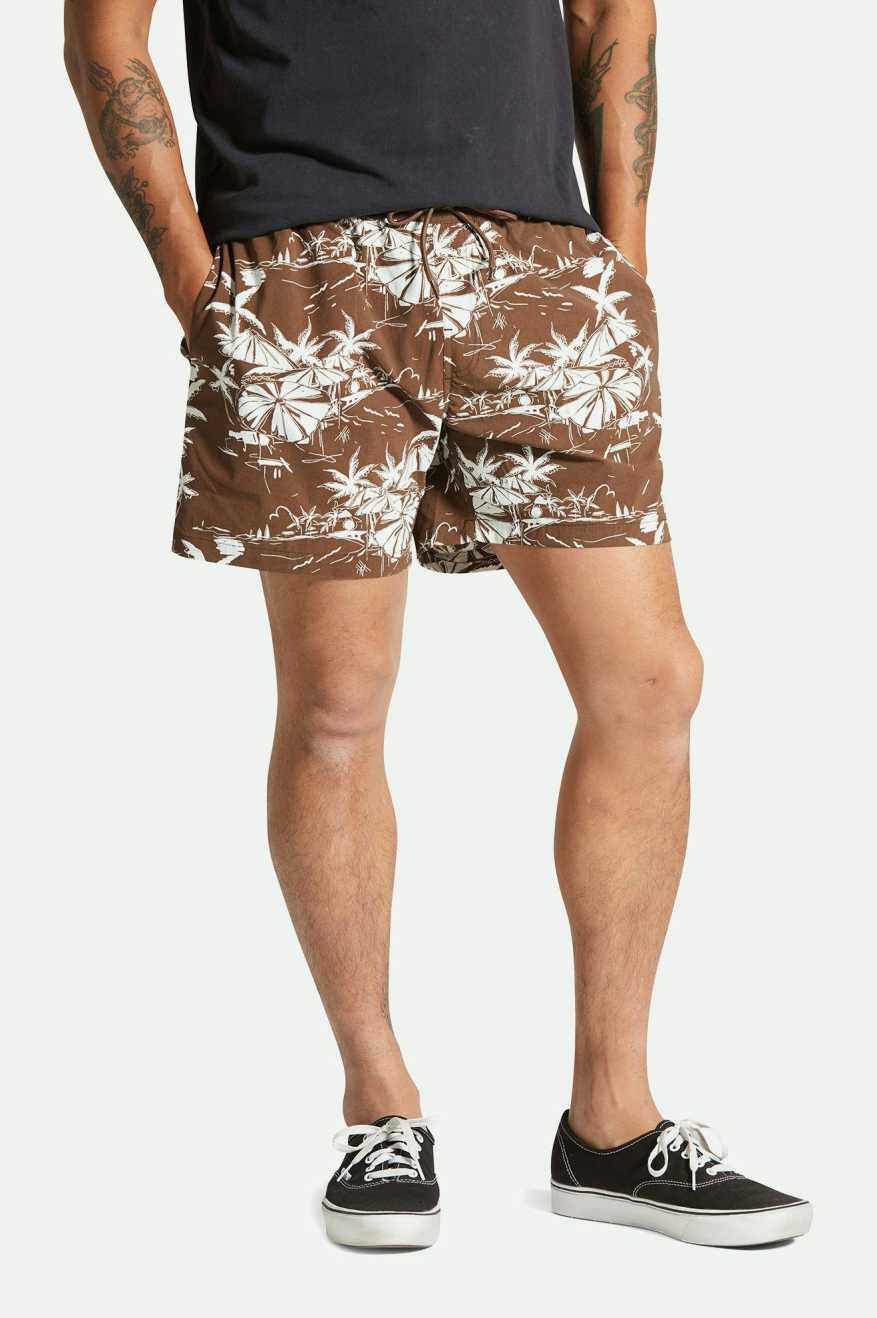 Men's Fit, front | Voyage Hybrid Short 5.5" - Sepia Umbrella Scene
