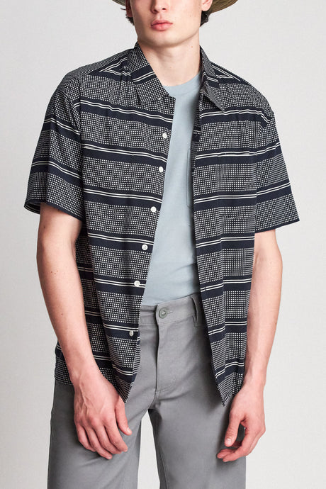 Cruze S/S Woven - Navy/Off White